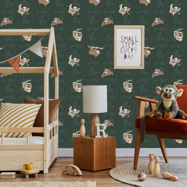 Donkergroen luiaard kinderbehang kinderkamer sfeerbeeld 1