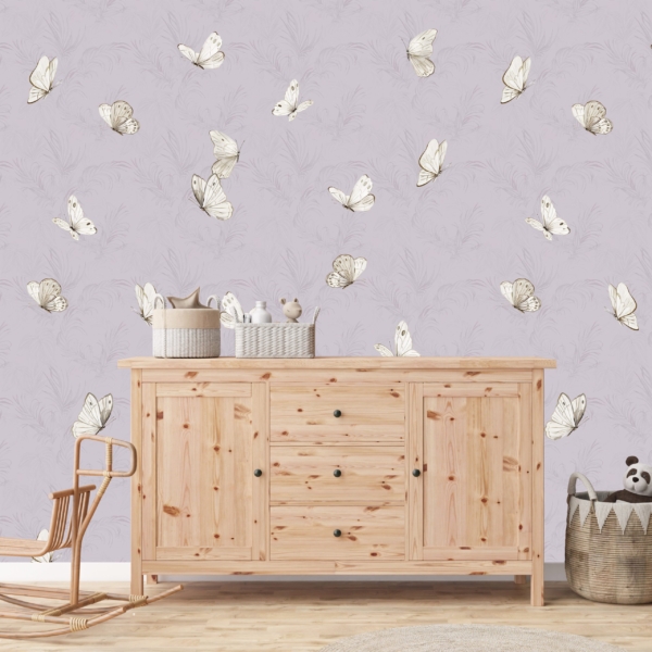 Vlinder behang lila op muur kinderkamer