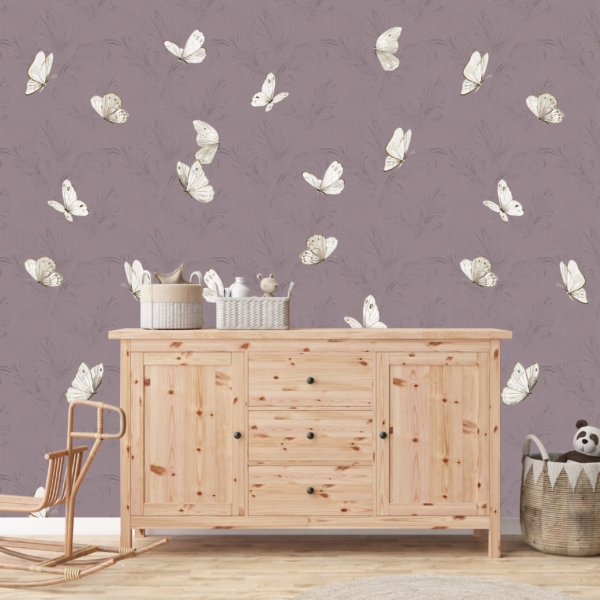 Vlinder behang taupe paars op muur kinderkamer