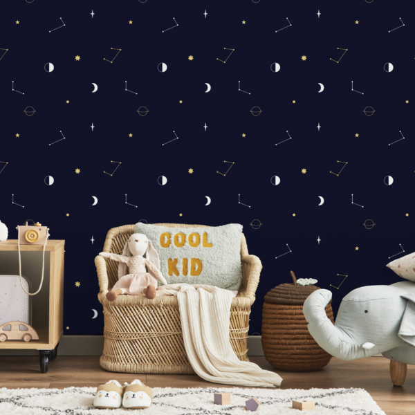 Ruimtebehang donkerblauw met goud en wit kinderbehang sfeerbeeld kinderkamer